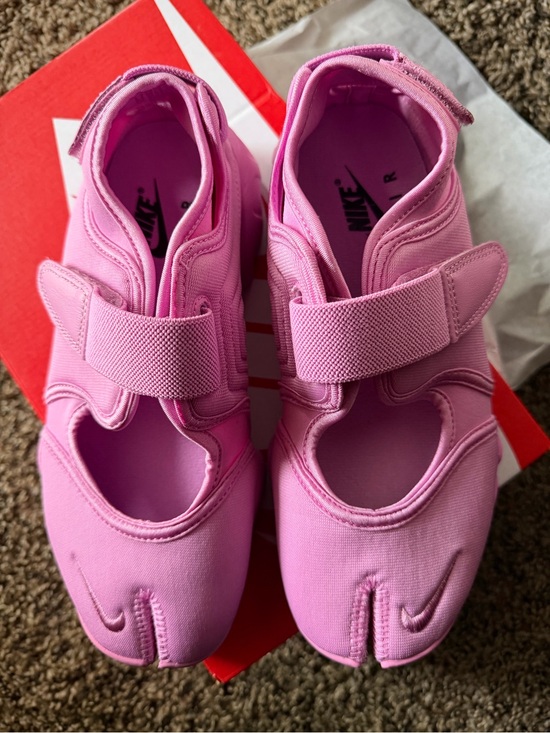 Nike Shoes - Nike Air Rift